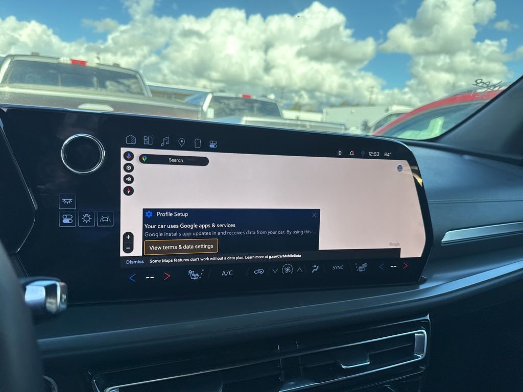 Used 2024 Chevrolet Traverse LT image 13