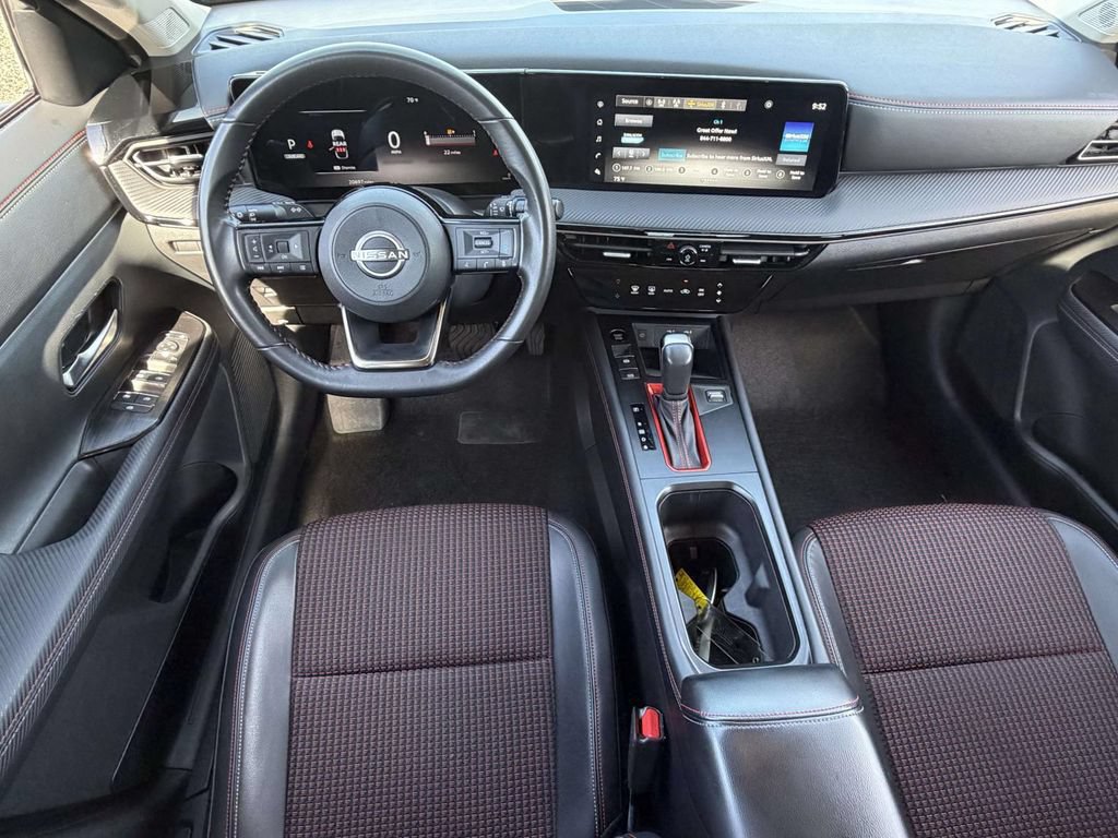 Used 2025 Nissan Kicks SR w/ Illumination Package AWD/4WD image 16