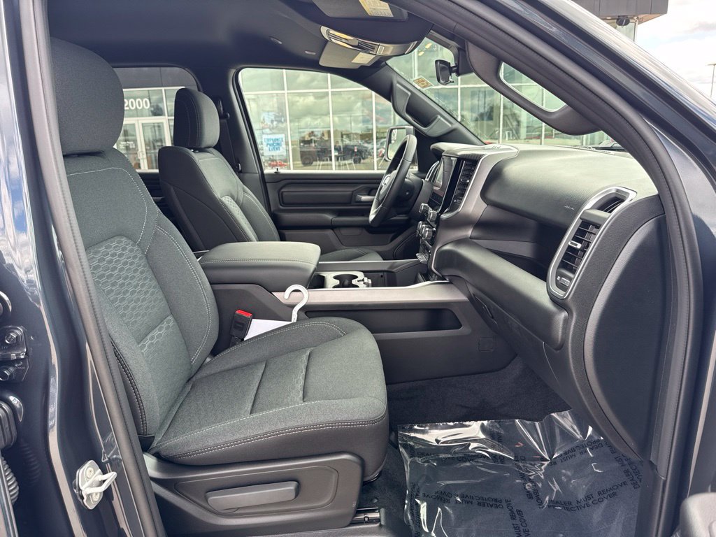 New 2026 RAM 1500 Express AWD/4WD image 26