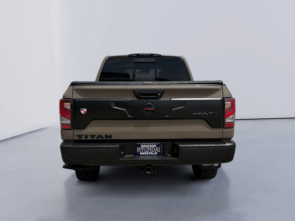 Used 2021 Nissan Titan PRO-4X w/ Pro-4x Convenience Package AWD/4WD image 4