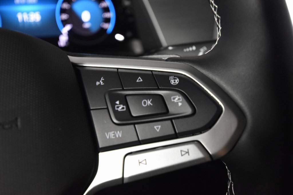 New 2025 Volkswagen Atlas Cross Sport SE image 19