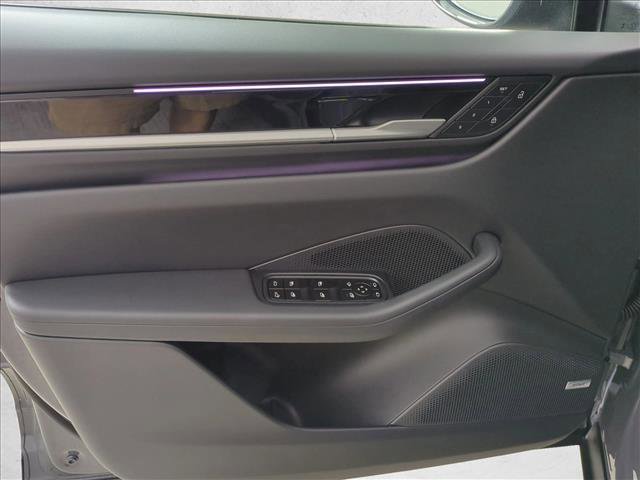 New 2026 Porsche Macan Electric image 14