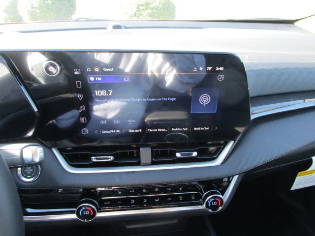 New 2026 Chevrolet Equinox LT w/ Convenience Package II image 16