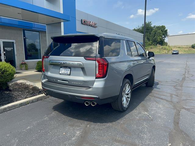 Used 2023 GMC Yukon Denali w/ Advanced Technology Package AWD/4WD image 7