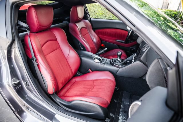 Used 2010 Nissan 370Z Touring w/ Sport Pkg RWD image 66
