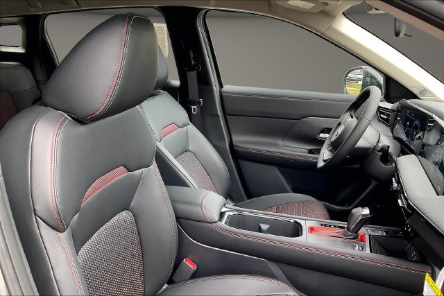 New 2027 Nissan Kicks SR AWD/4WD image 11