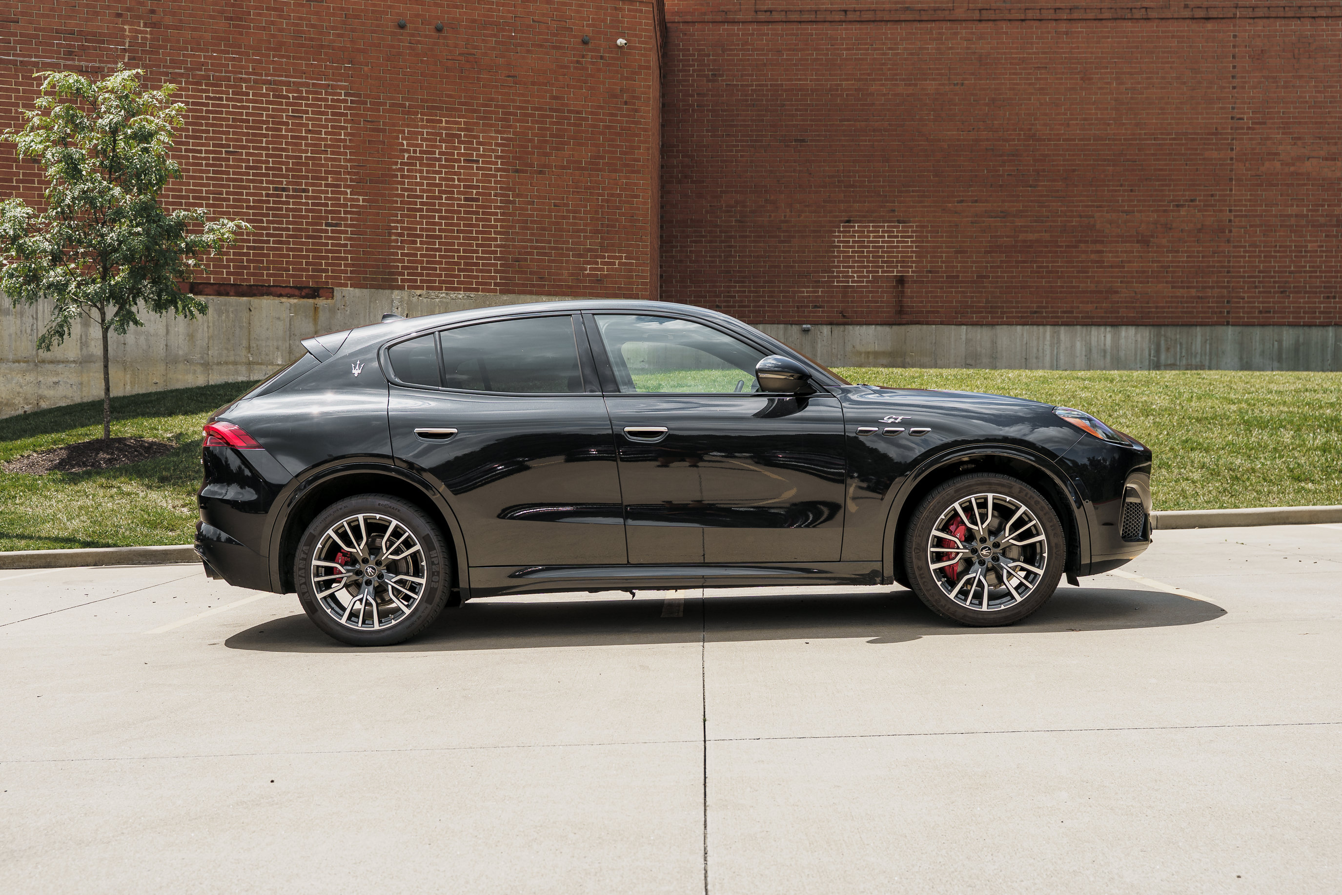 Used 2023 Maserati Grecale GT AWD/4WD image 3
