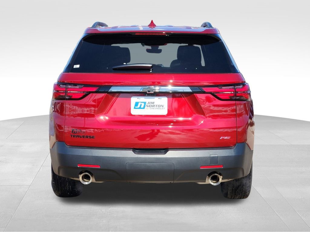 Used 2023 Chevrolet Traverse RS w/ LPO, Floor Liner Package image 7