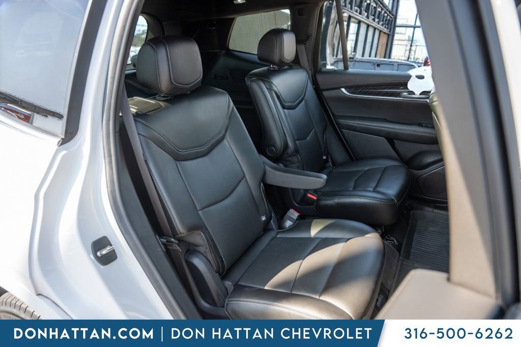 Used 2021 Cadillac XT6 Premium Luxury w/ LPO, Floor Liner Package AWD/4WD image 24