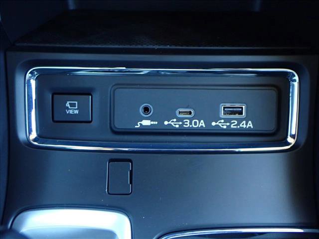 New 2025 Subaru Ascent Limited image 23