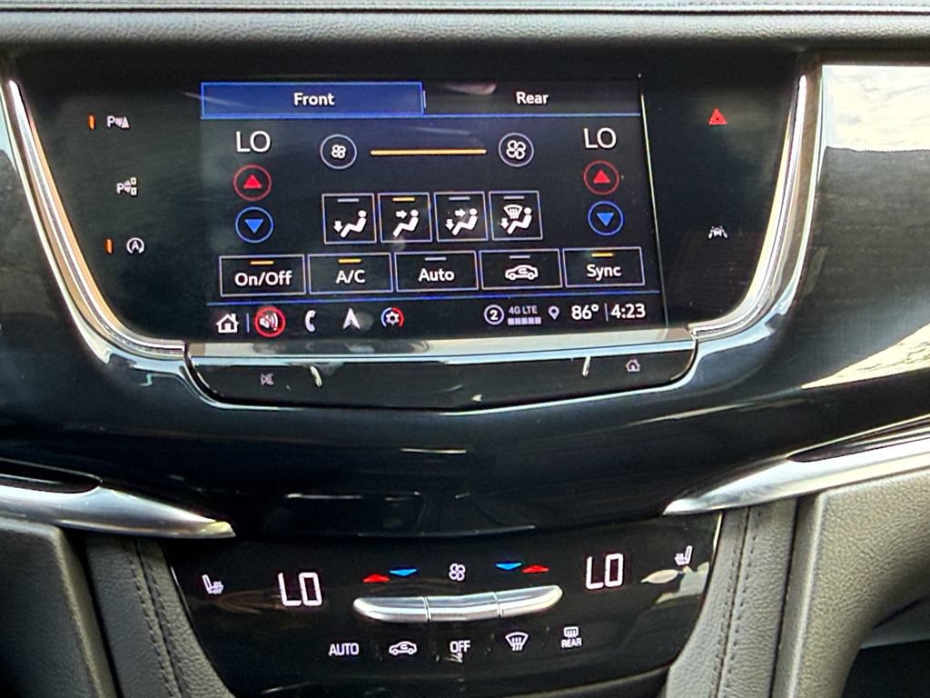 Used 2022 Cadillac XT6 Premium Luxury w/ Technology Package AWD/4WD image 15