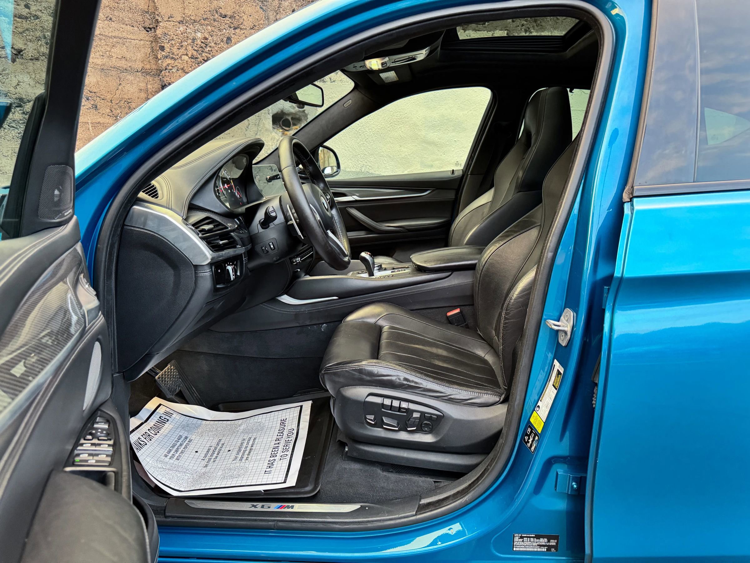 Used 2016 BMW X6 M image 21