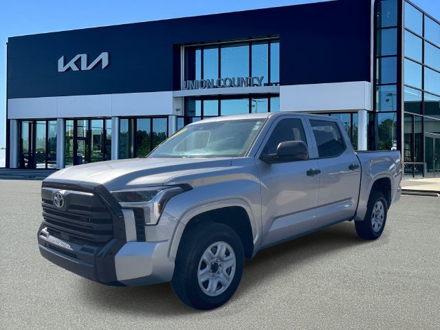 Used 2024 Toyota Tundra SR AWD/4WD image 3
