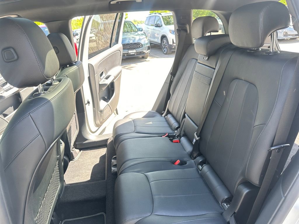 Used 2023 Mercedes-Benz GLB 250 4MATIC image 27