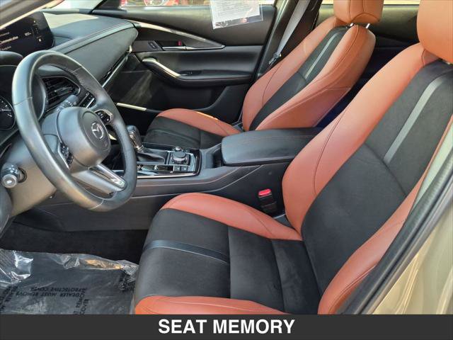 Used 2024 MAZDA CX-30 Carbon AWD/4WD image 17
