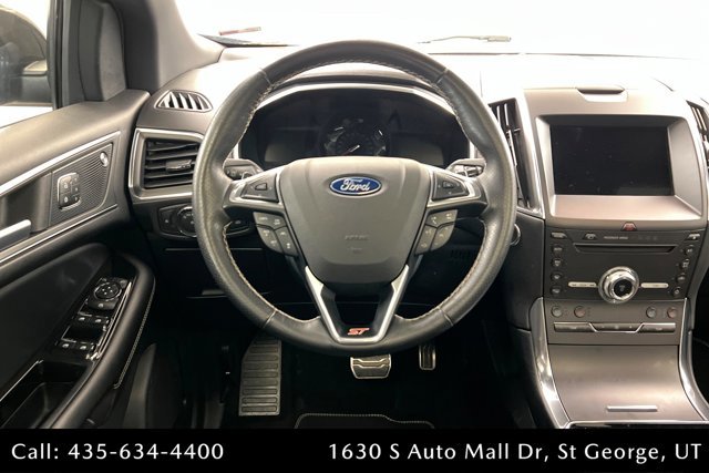 Used 2019 Ford Edge ST image 12