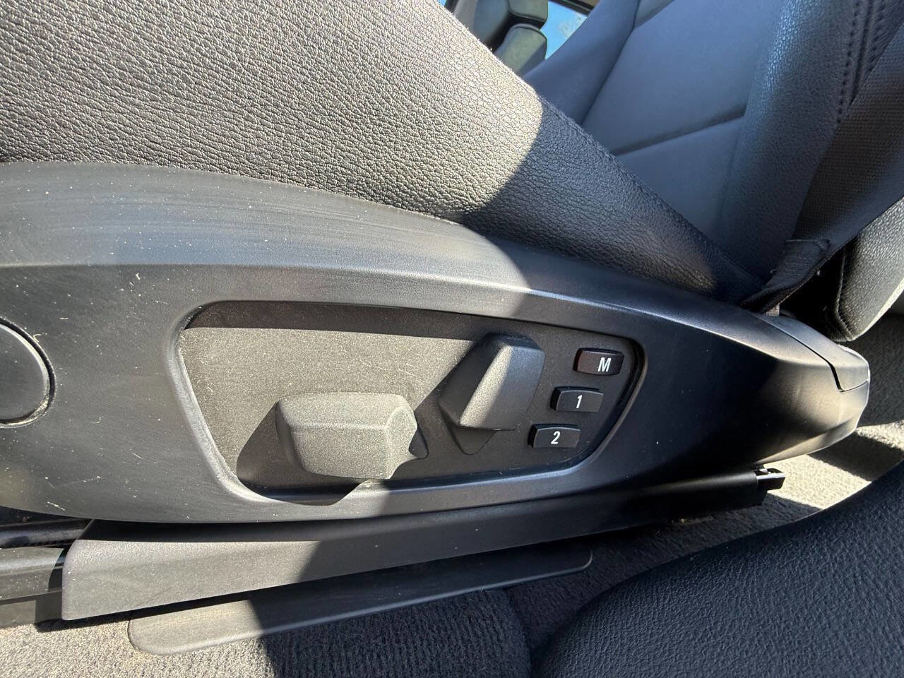 Used 2011 BMW X3 xDrive28i image 23