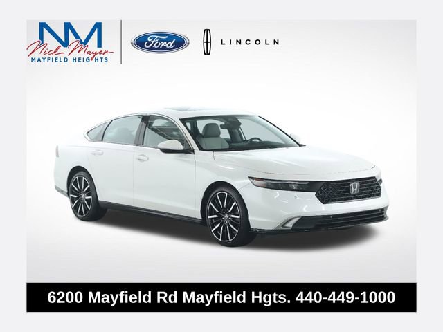 Used 2025 Honda Accord Touring image 1