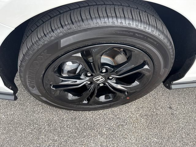 Certified 2025 Honda Accord SE image 39