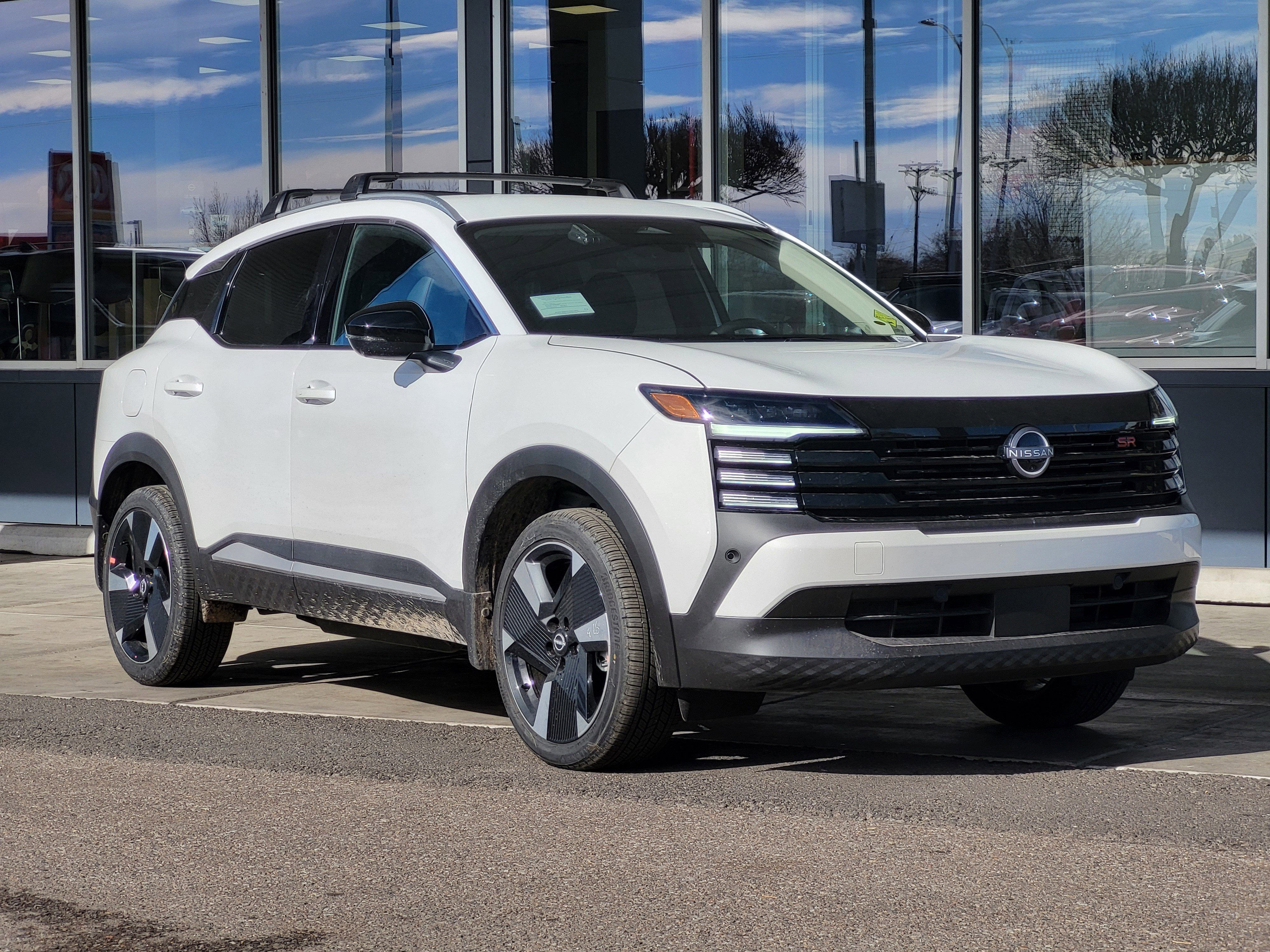 New 2026 Nissan Kicks SR w/ Illumination Package image 3