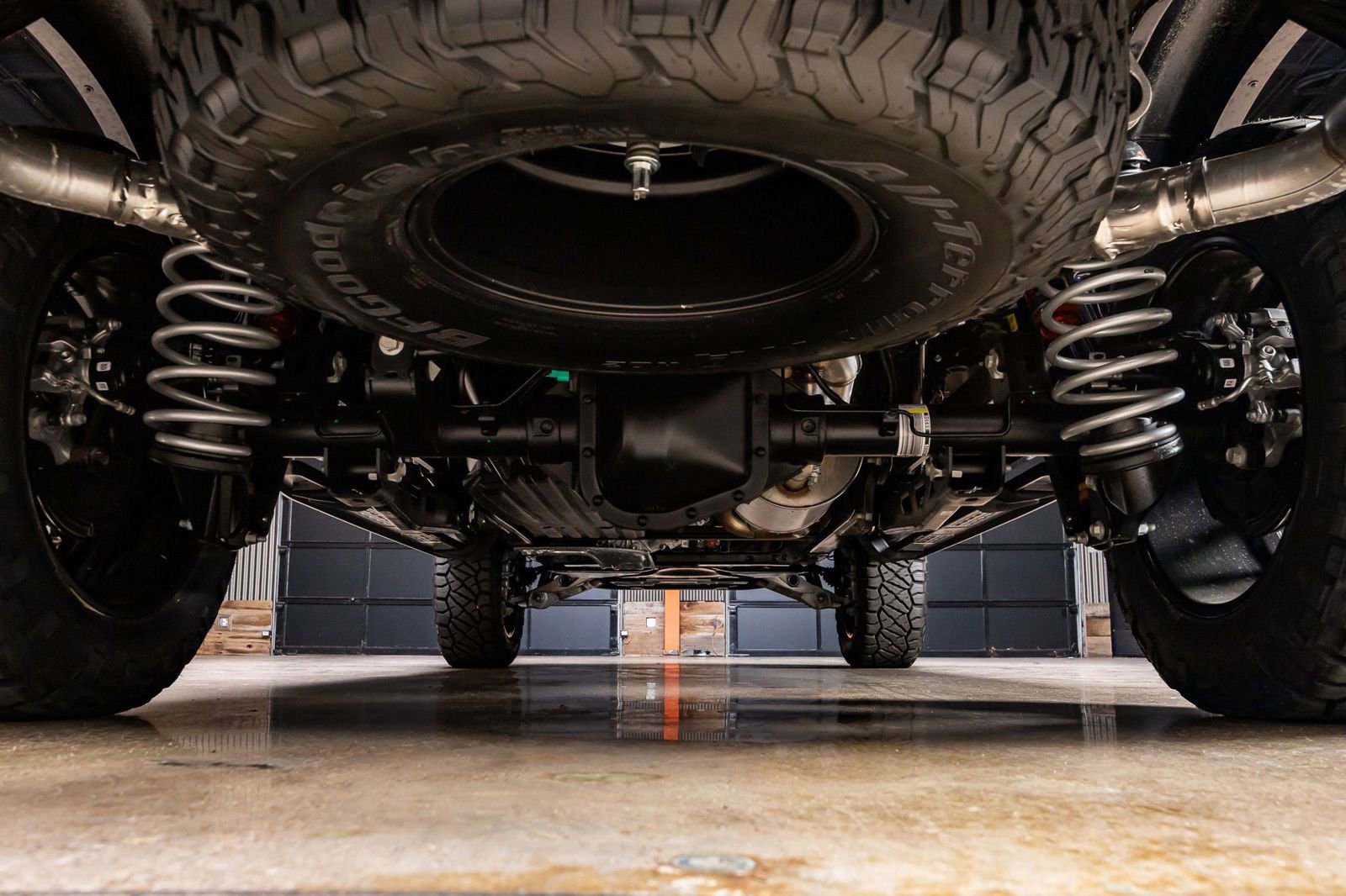 Used 2025 Ford F150 Raptor w/ Equipment Group 803A Raptor R image 16