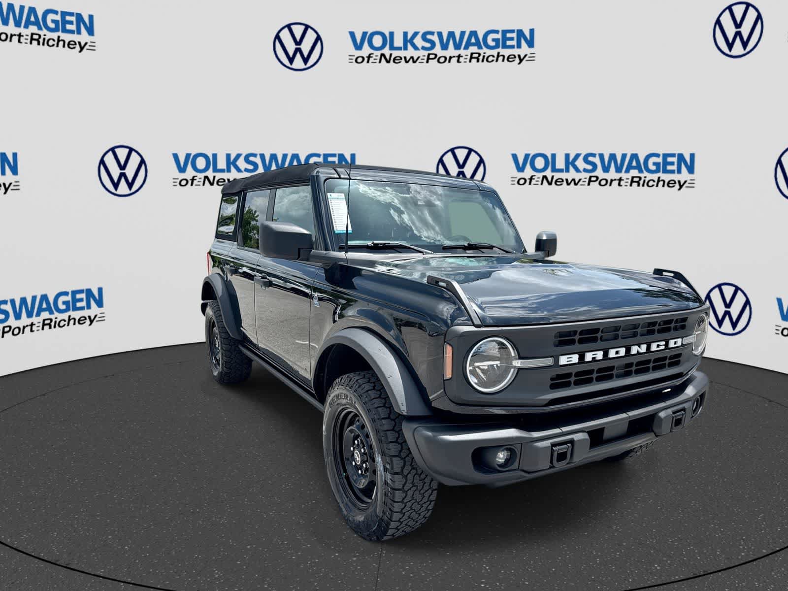 Used 2023 Ford Bronco Black Diamond AWD/4WD image 16