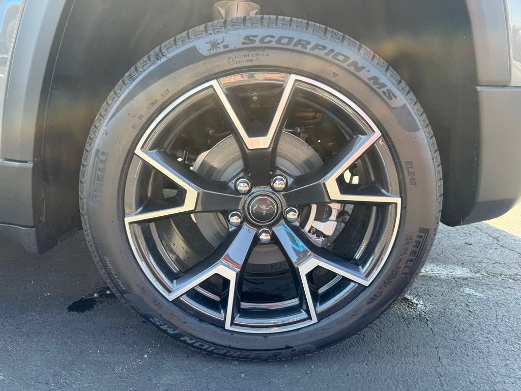 New 2026 Jeep Cherokee Overland w/ Advanced Pro Tech Group AWD/4WD image 30