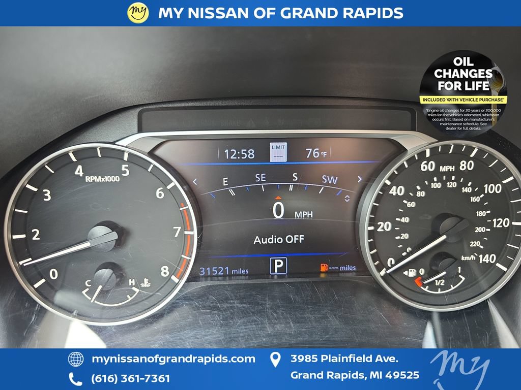 Used 2023 Nissan Altima 2.5 SV w/ SV Premium Package AWD/4WD image 18