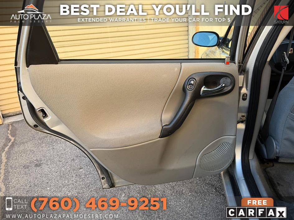 Used 2005 Saturn L-Series L300 FWD image 32
