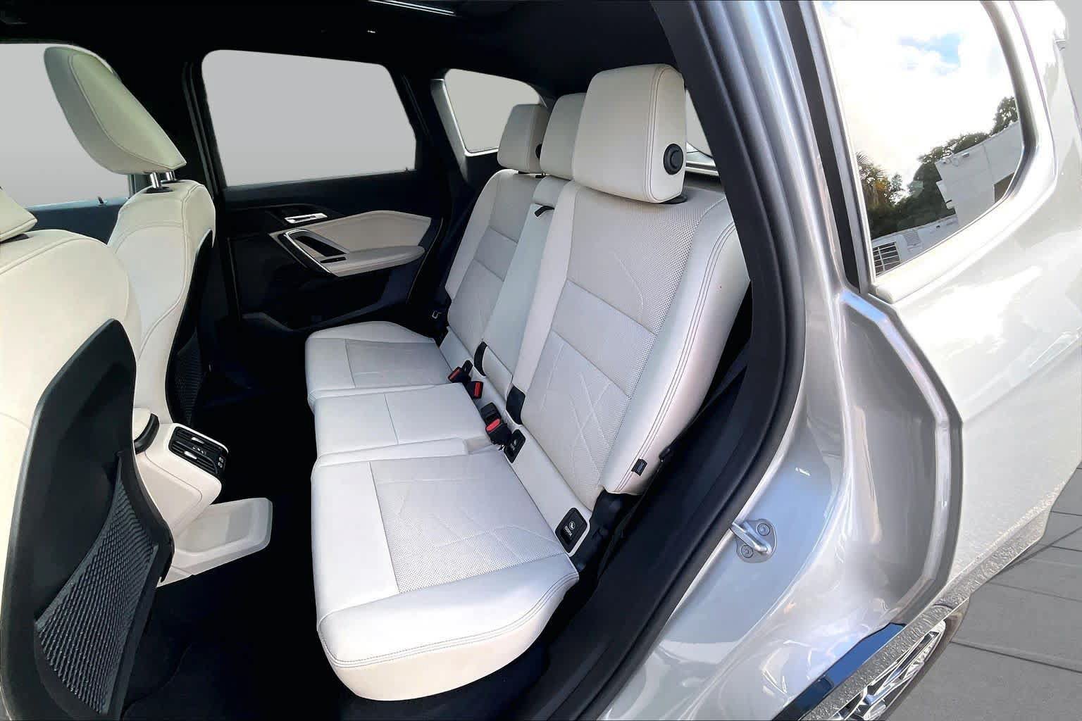 Used 2023 BMW X1 xDrive28i w/ Convenience Package AWD/4WD image 21