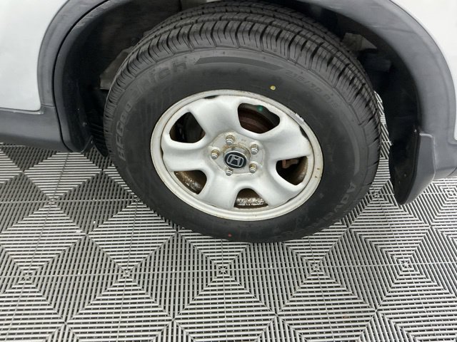 Used 2015 Honda CR-V LX image 17