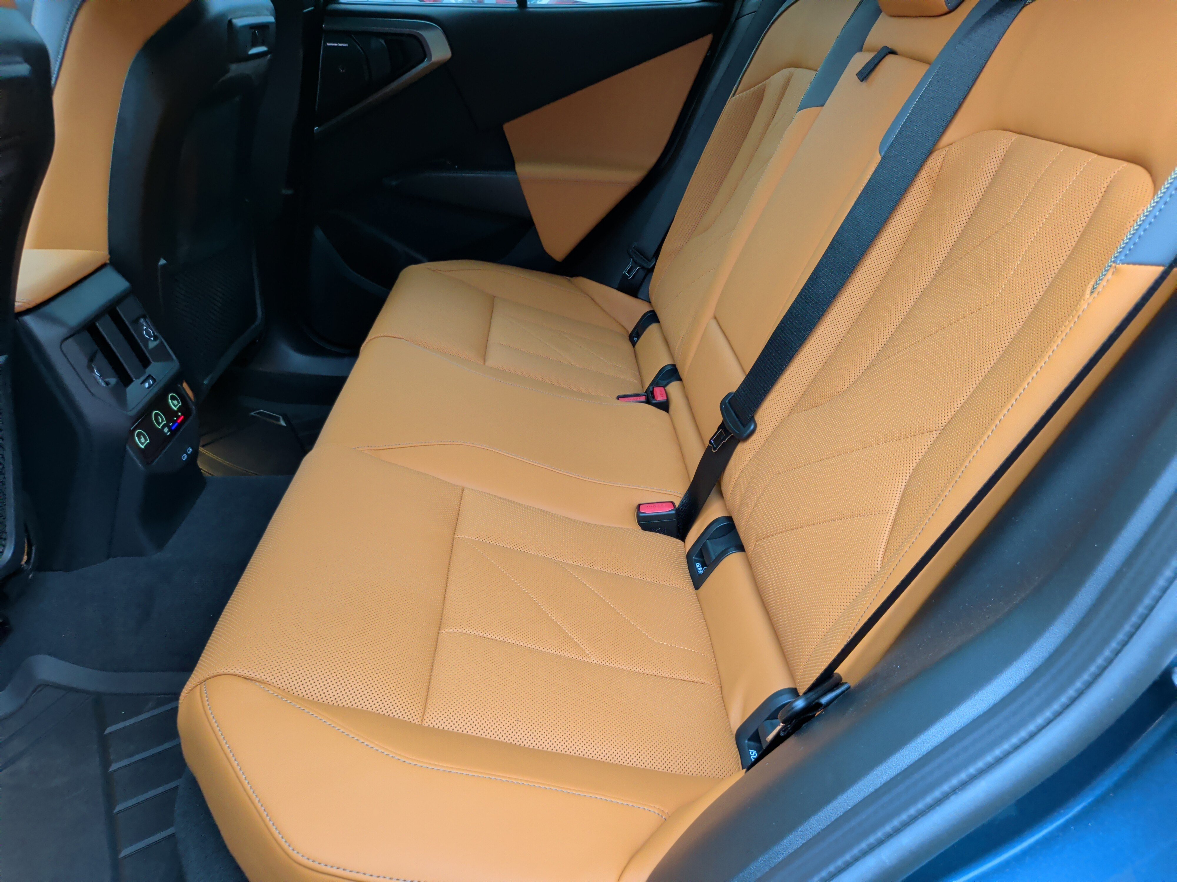 Certified 2025 BMW X3 M50 w/ Premium Package AWD/4WD image 37