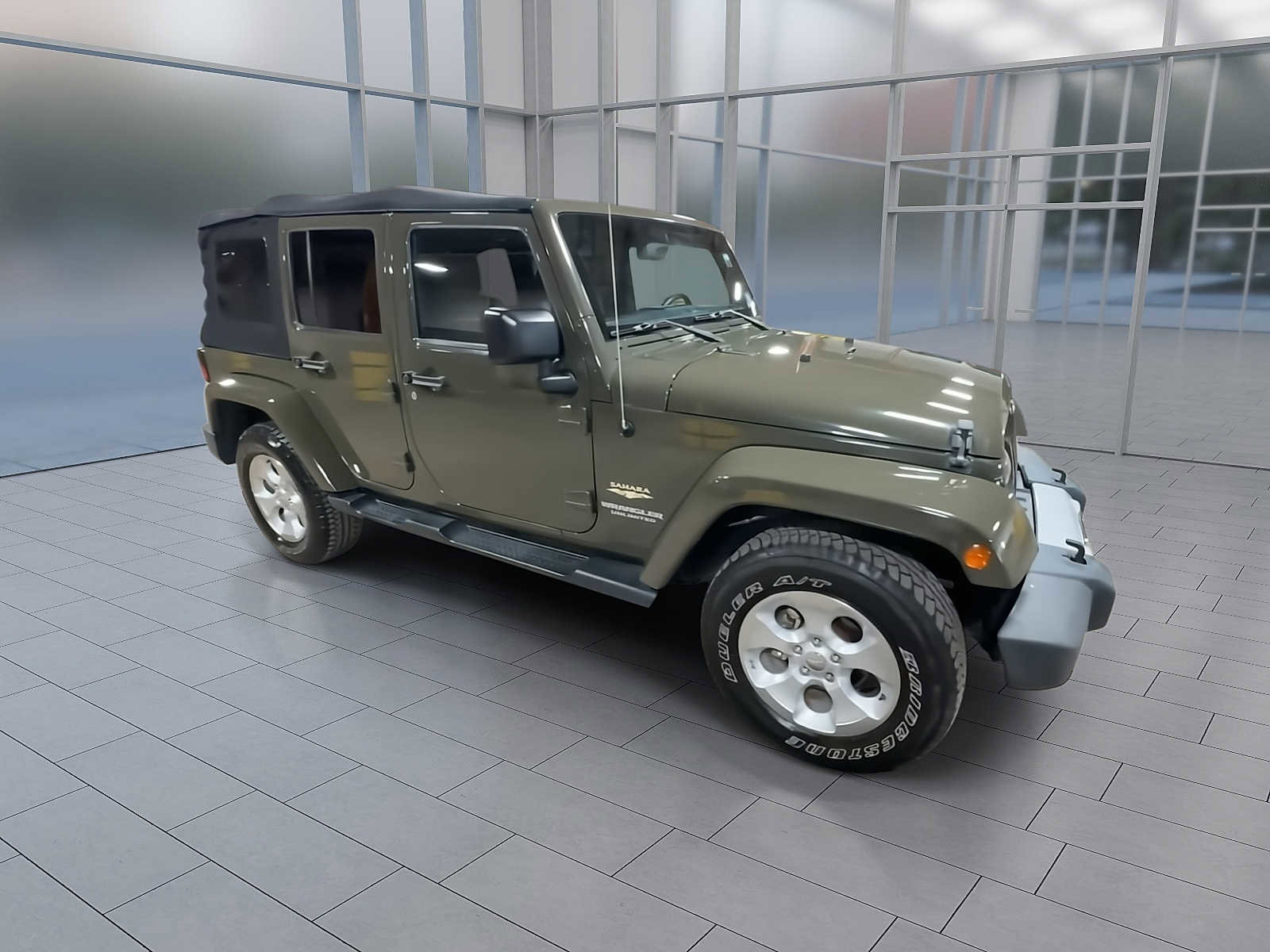 Used 2015 Jeep Wrangler Unlimited Sahara w/ Connectivity Group image 2