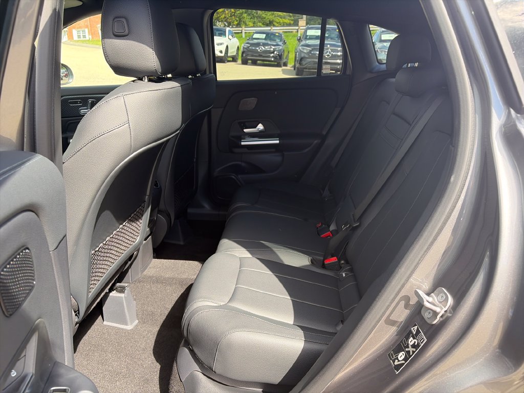 New 2026 Mercedes-Benz GLA 250 4MATIC image 23