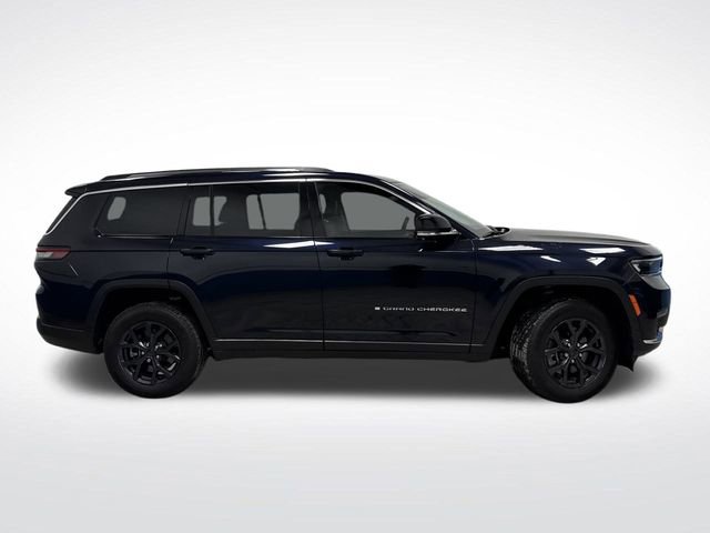 Used 2023 Jeep Grand Cherokee L Limited image 2