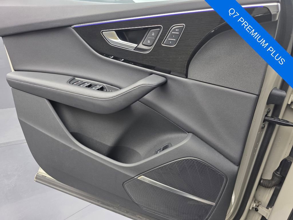 Used 2023 Audi Q7 2.0T Premium Plus w/ Premium Plus Package image 25