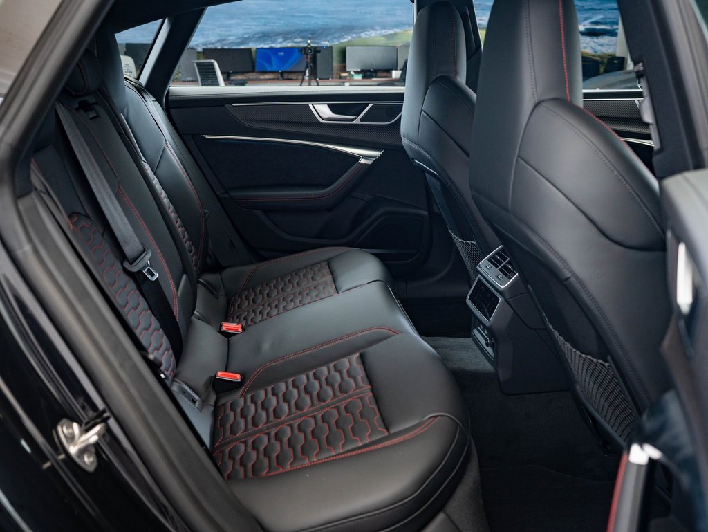 New 2026 Audi RS 7 Performance image 35