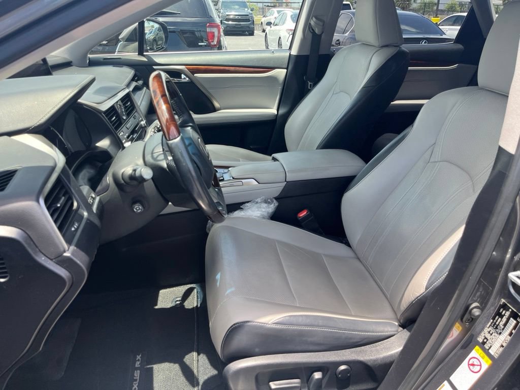 Used 2019 Lexus RX 350L FWD image 8