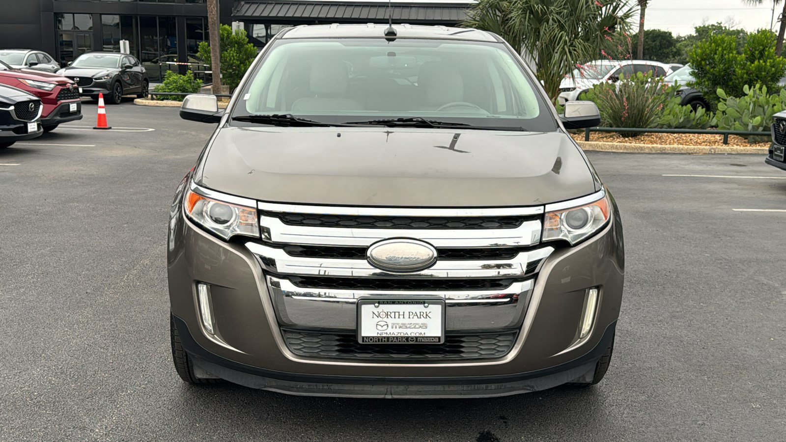 Used 2014 Ford Edge SEL w/ Equipment Group 204A FWD image 3