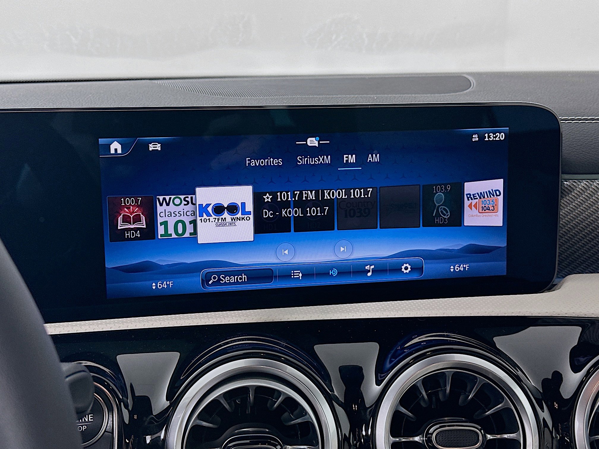 Certified 2025 Mercedes-Benz CLA 250 4MATIC image 19