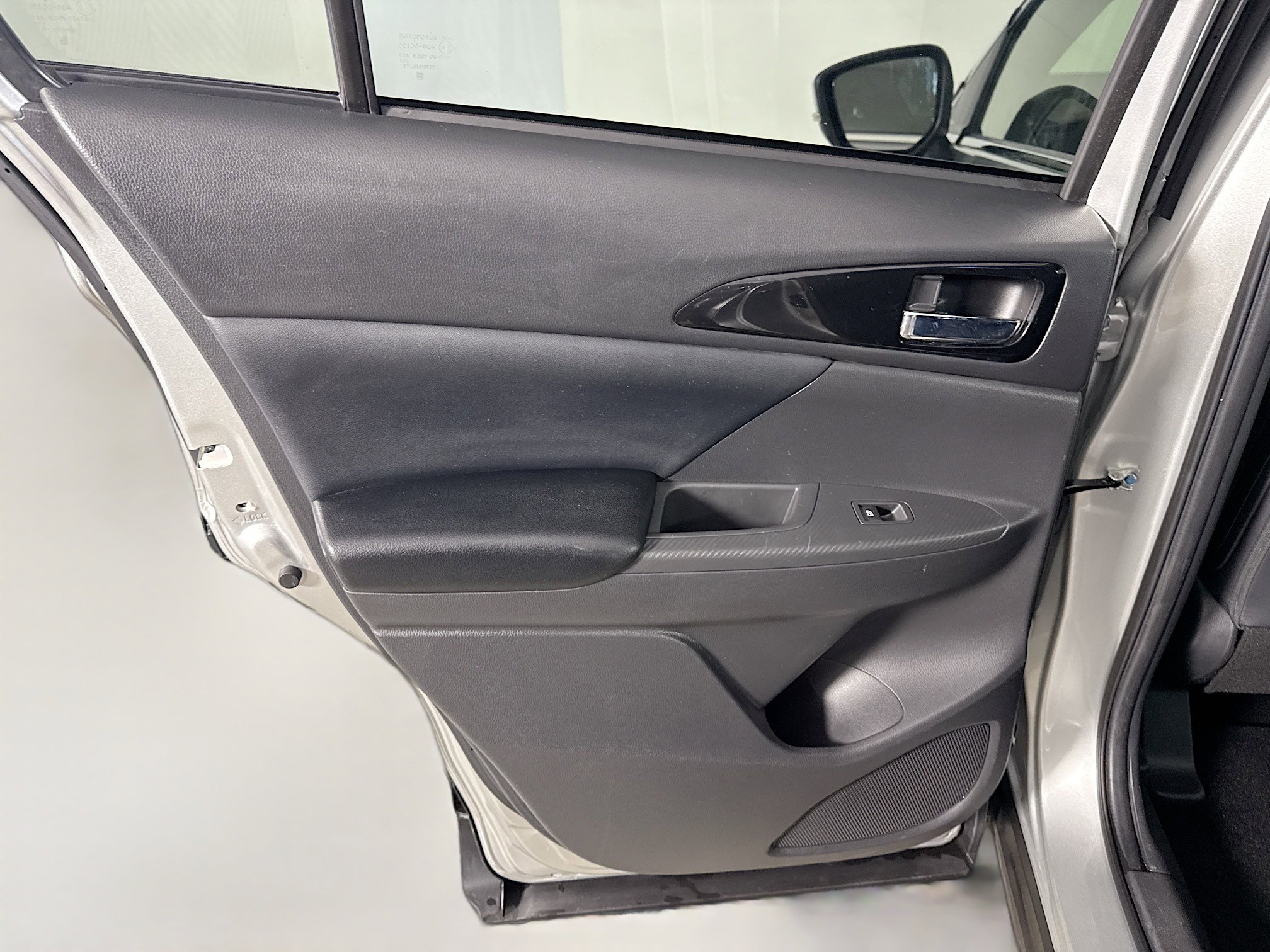 Used 2023 Mitsubishi Eclipse Cross SE image 26