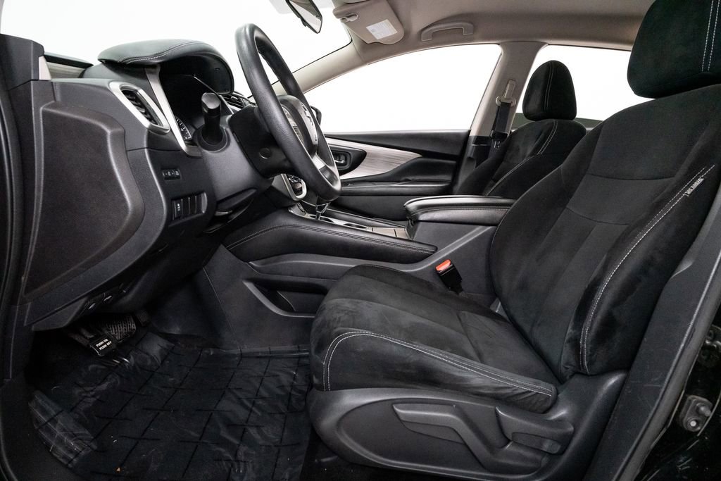 Used 2017 Nissan Murano S w/ Navigation Package image 10