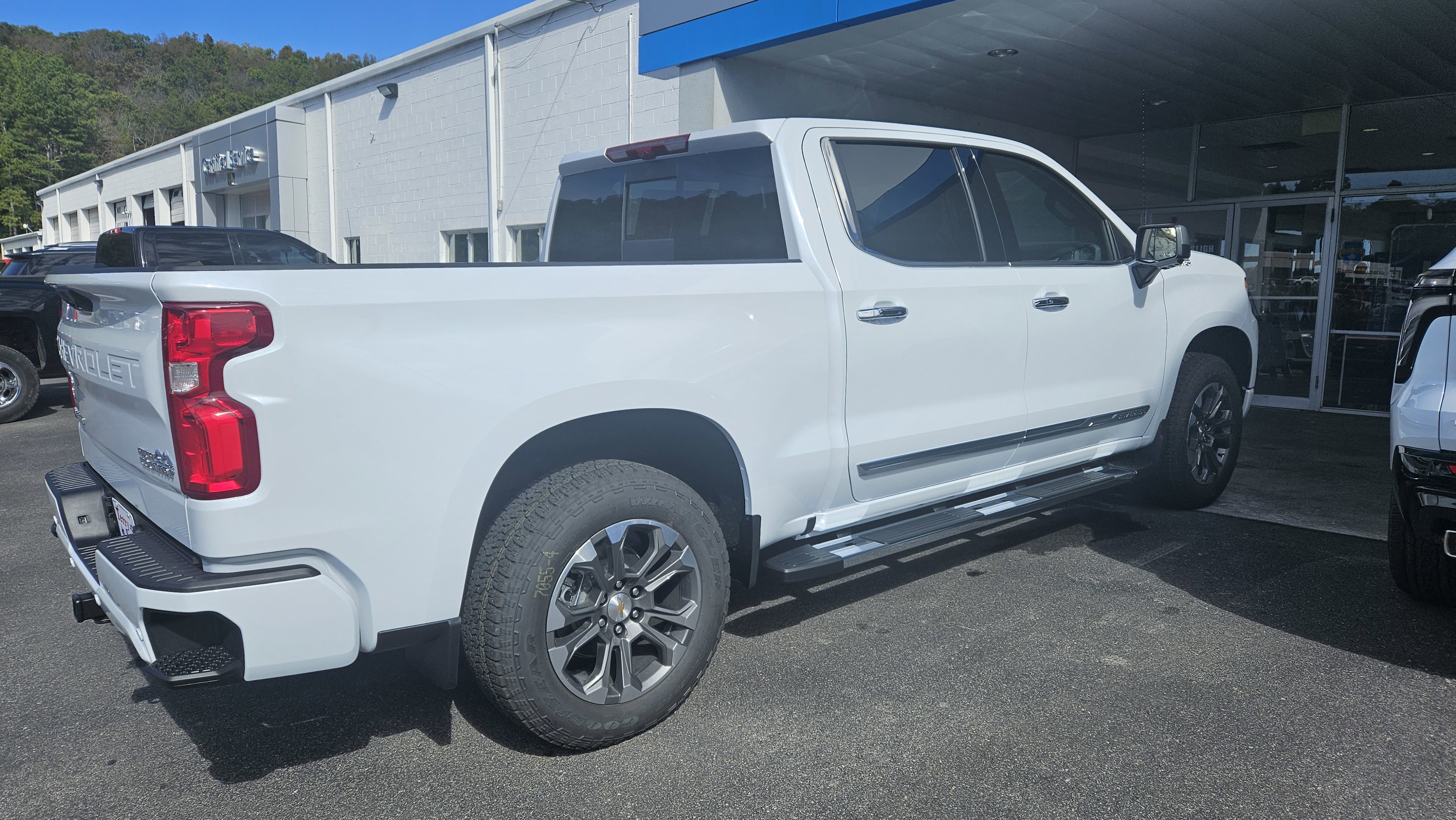 New 2026 Chevrolet Silverado 1500 High Country w/ Technology Package image 7