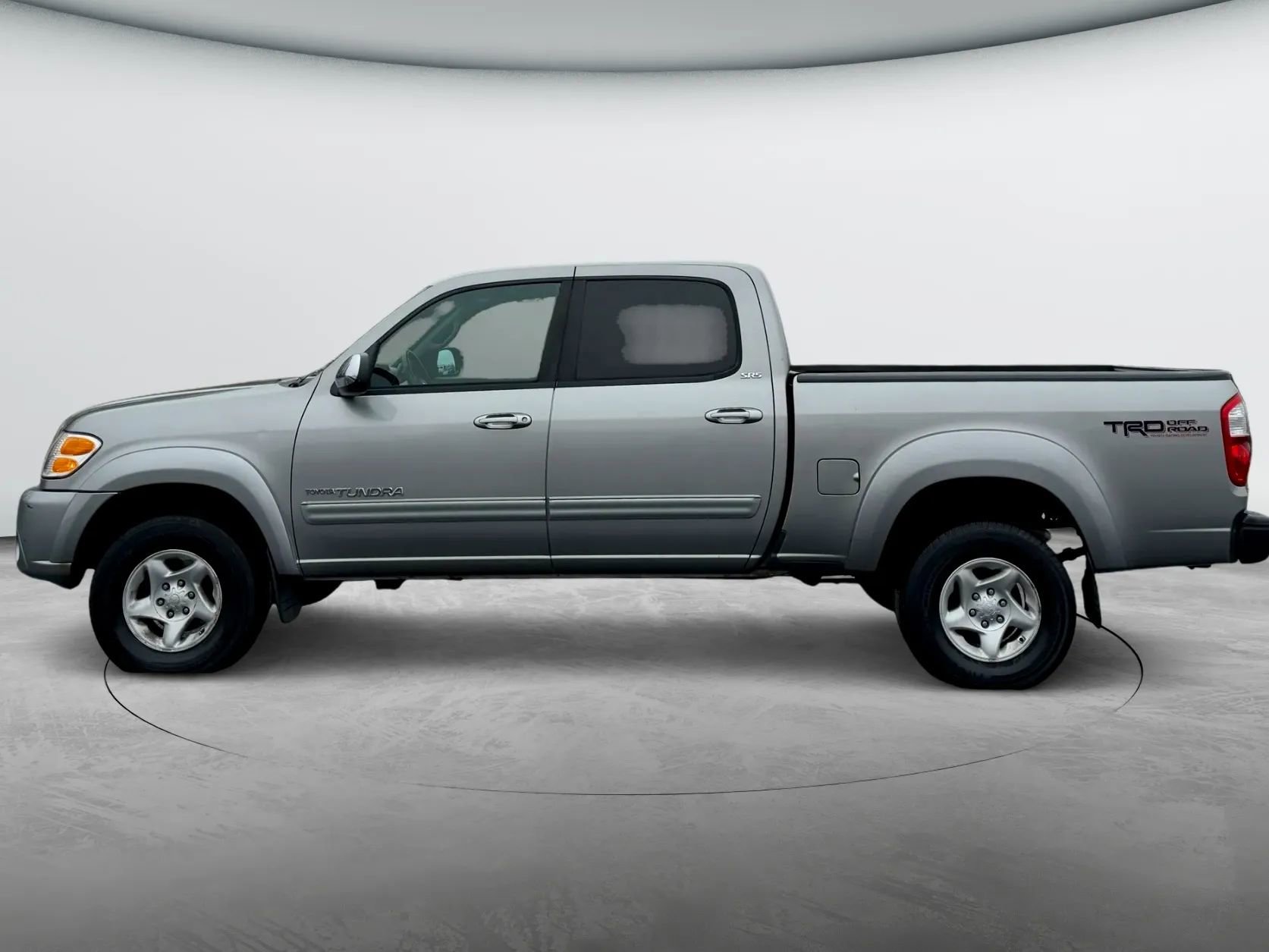 Used 2004 Toyota Tundra SR5 AWD/4WD image 3