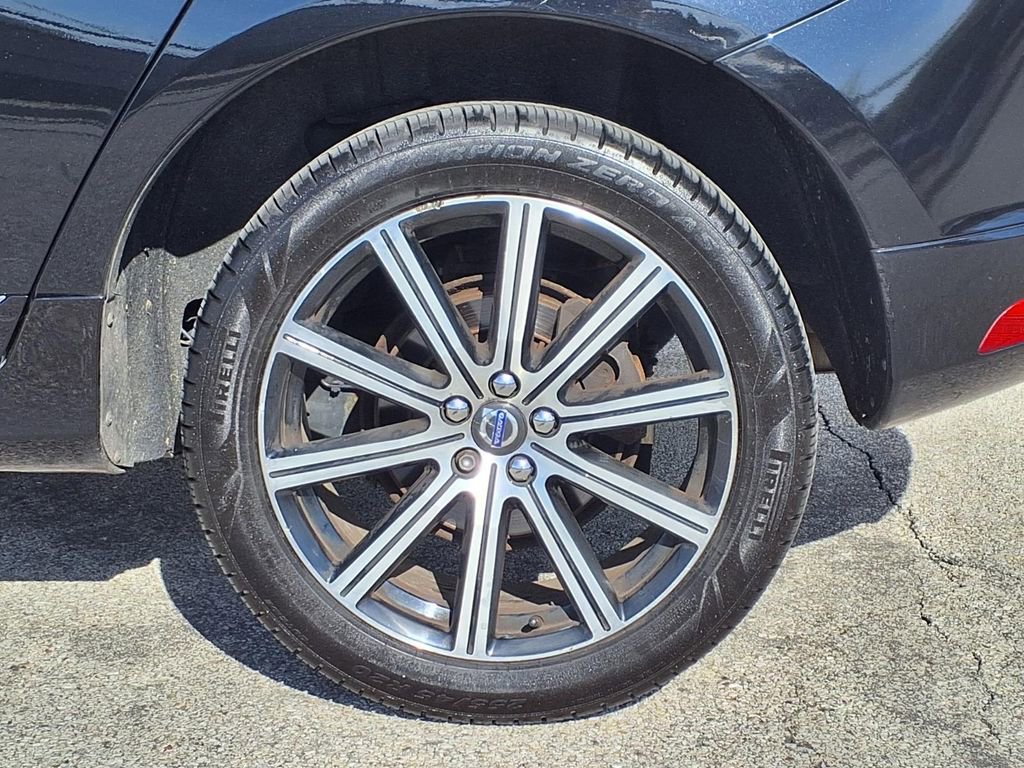 Used 2015 Volvo XC60 T5 w/ Climate Package AWD/4WD image 6