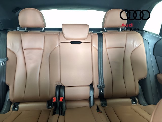 Used 2020 Audi Q8 Premium w/ Black Optic Package AWD/4WD image 13