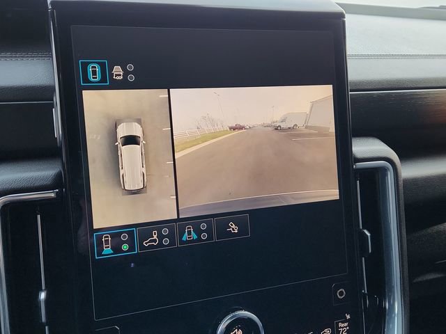 Used 2025 GMC Yukon XL Denali image 48