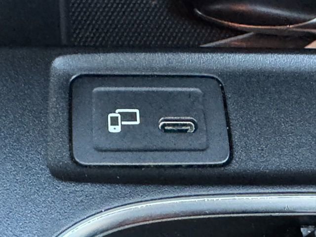 Used 2020 Mercedes-Benz CLA 250 image 24