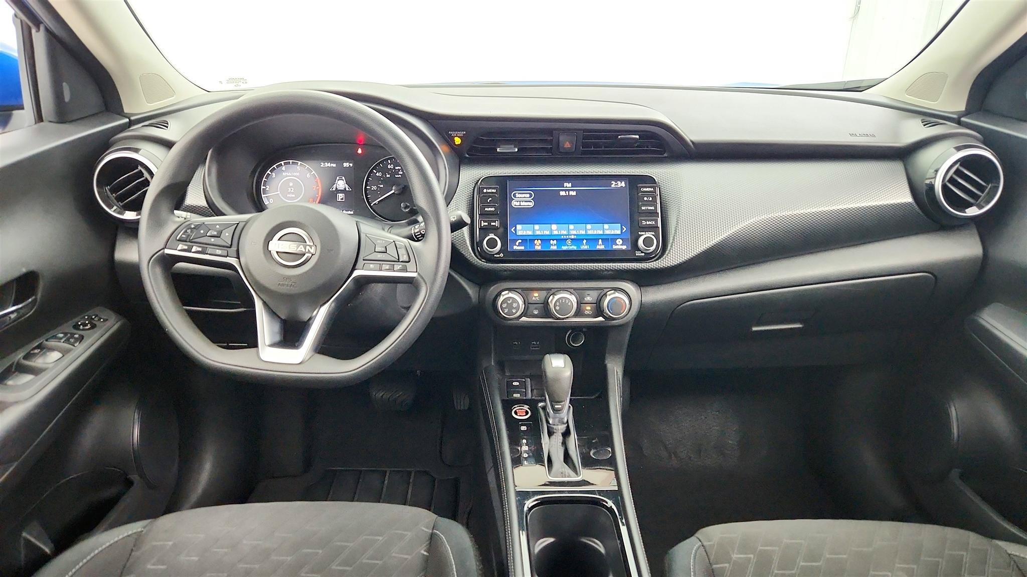 Used 2024 Nissan Kicks SV FWD image 11