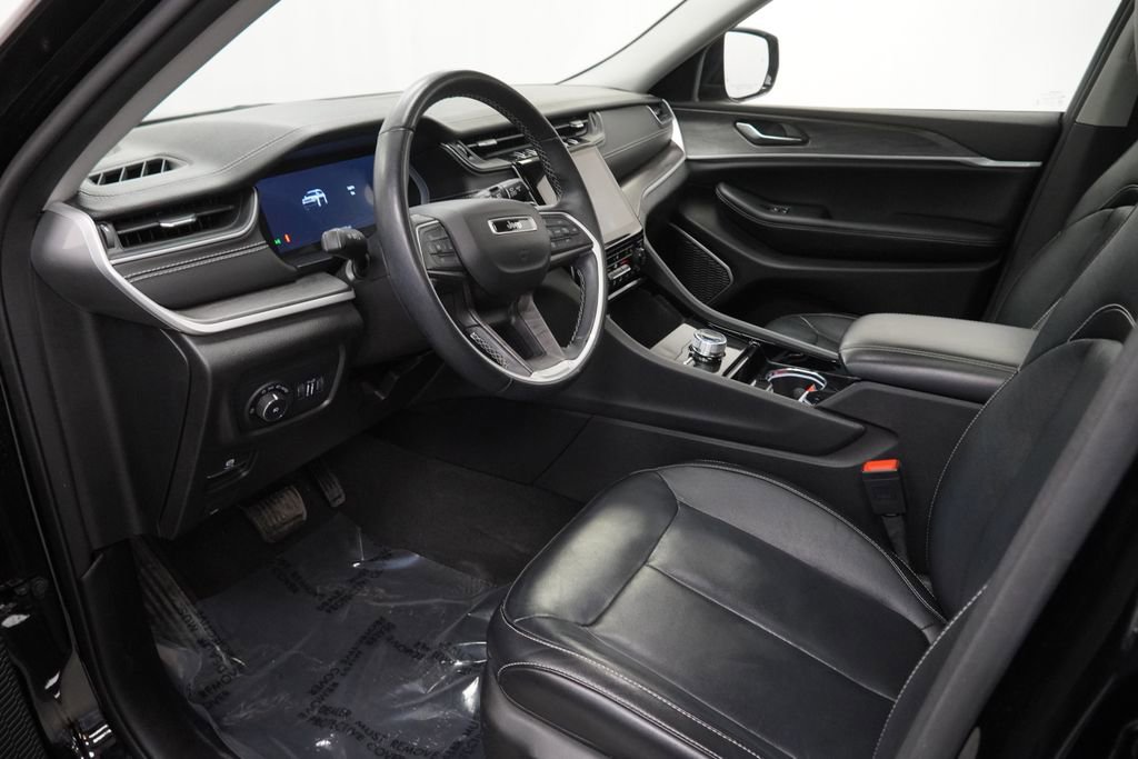 Used 2022 Jeep Grand Cherokee L Limited image 20